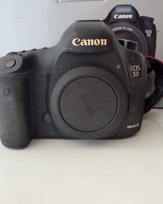 Canon EOS 5D Mark III