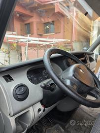 Furgone uso commerciale