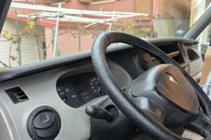 Furgone uso commerciale