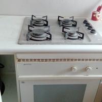 Cucina con forno