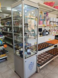 arredamento negozi