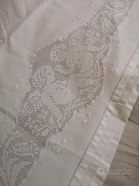 lenzuola matrimoniale fatto a mano con cherubini 