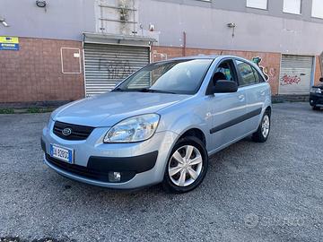 Kia Rio 1.4 16V 5p. LX Easy IN