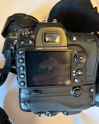 NIKON D7100