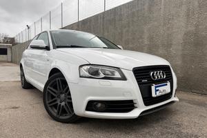 Audi A3 2.0 TDI 170 CV Quattro S-Line,Bluetooth,Cl