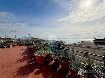 ATTICO A NAPOLI