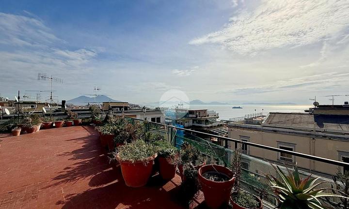 ATTICO A NAPOLI
