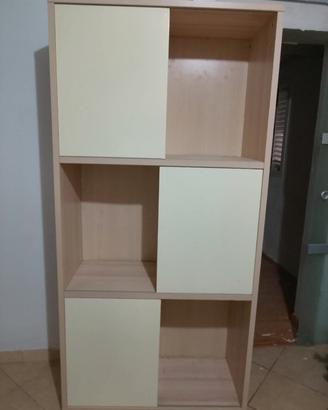 scaffale per cameretta