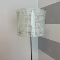 Lampada con piantana