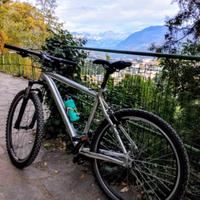 Mountain Bike Axess