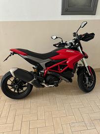 Hypermotard 939