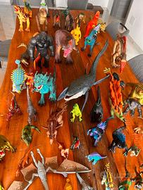 Dinosauri vario genere n. 54 pezzi