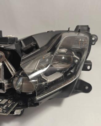 Faro Anteriore Originale Yamaha T-Max 560 (2024)