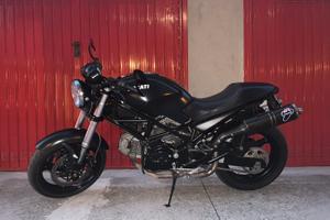 Ducati monster 695