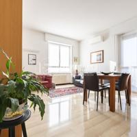 VENDITA LUMINOSO TRILOCALE PIANO ALTO