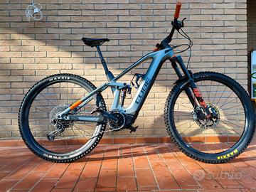 Cube Stereo Hybrid 140