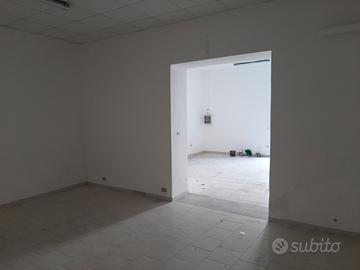 Locale commerciale libero 40 mq