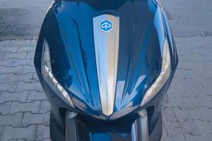 Piaggio Beverly 350 Sport Touring