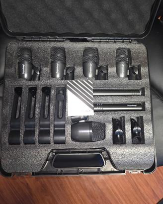 Mixer souncraft spirit folio+ microfoni  