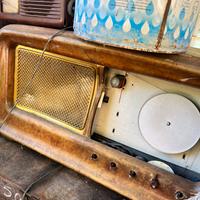 Radio antiche da resaurare
