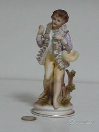 Statuina Royal