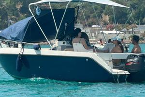 Molinari falcon 6,30 - Suzuki 90 700h