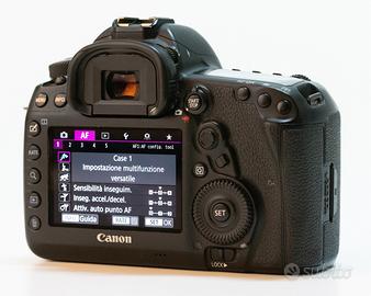 Canon EOS 5D Mark IV solo corpo  213.000  scatti