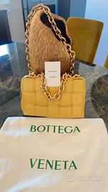 Borsa donna brand “Bottega Veneta”