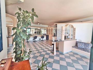 Locale commerciale di 120 mq, PSC/120