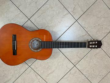 Chitarra Mei Mei + custodia nera con cerniera