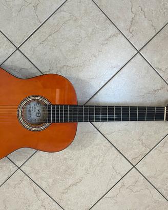 Chitarra Mei Mei + custodia nera con cerniera