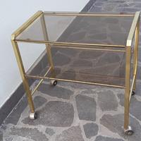 Carrelli in ottone con pianali in vetro