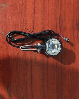 Fanale anteriore bicicletta elettrica  a LED 