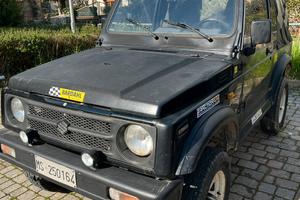 Land Rover Suzuki Samurai  Santans SJ