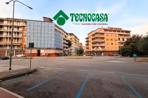 NEGOZIO A AVELLINO