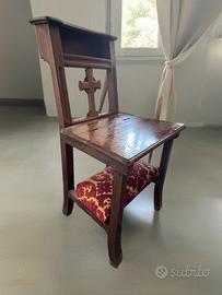 Inginocchiatoio antico in legno