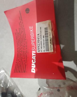 kit recupero vapori olio Ducati Superbike