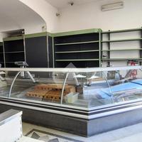 NEGOZIO A VIETRI SUL MARE
