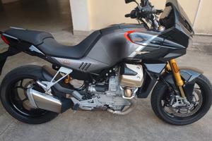 Moto Guzzi V 100 Mandello S