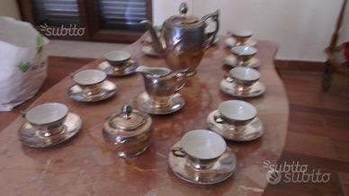 Servizio da caffè in porcellana e bagno in argento