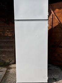 Frigorifero da incastro BEKE