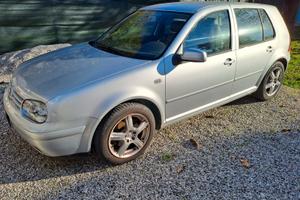 GOLF 4  130 CV