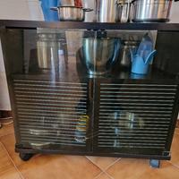 Mobile basso multi uso.