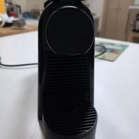 Macchina caffè Nespresso ESSENZA