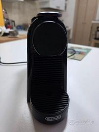 Macchina caffè Nespresso ESSENZA