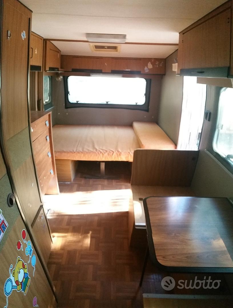 Rulotte 4/5 posti letto + bagno - Caravan e Camper In vendita a Catania