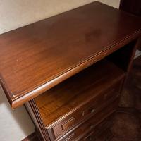 Comodino in legno