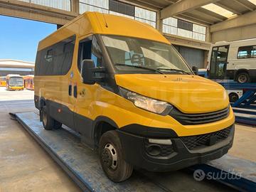 Scuolabus Iveco Daily