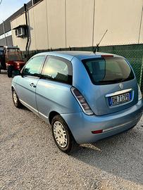 lancia Ypsilon 1.2 8v
