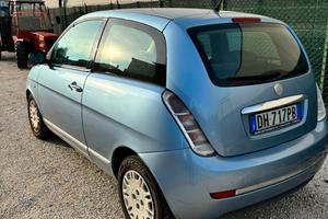 lancia Ypsilon 1.2 8v
